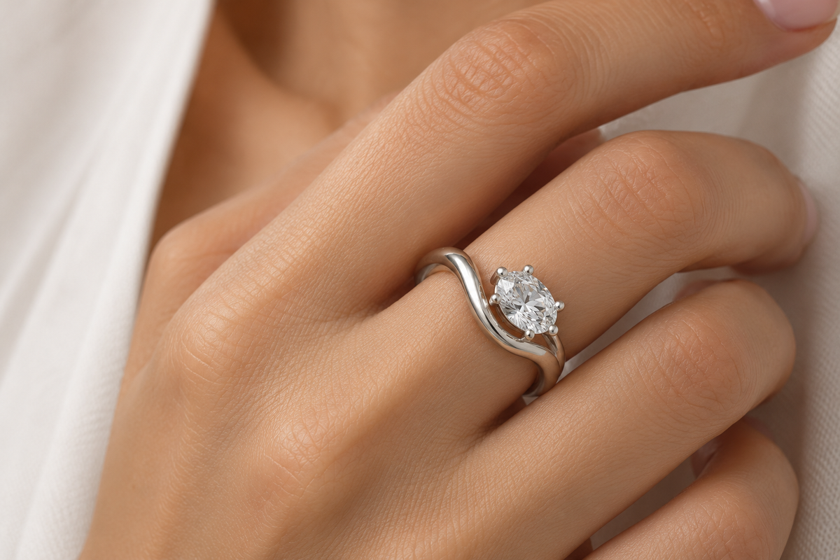 Elegant Wave 925 Sterling Silver Oval Lab-Grown Diamond Ring